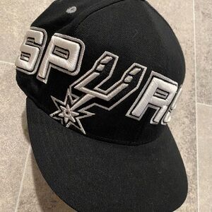 San Antonio Spurs ADIDAS fitted hat